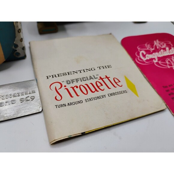 Vtg.  Pirouette Desk Stationary EMBOSSER Stamper Midcentury Mod Aqua Reef Blue - Picture 3 of 13